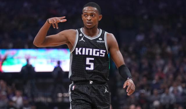 开云网址-国王赢下赛季首胜！全败球队仅剩湖人一支