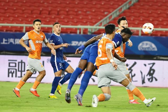 开云官方网站-【中超】马尔康双响戴维森1射2传 三镇5比1十人深圳